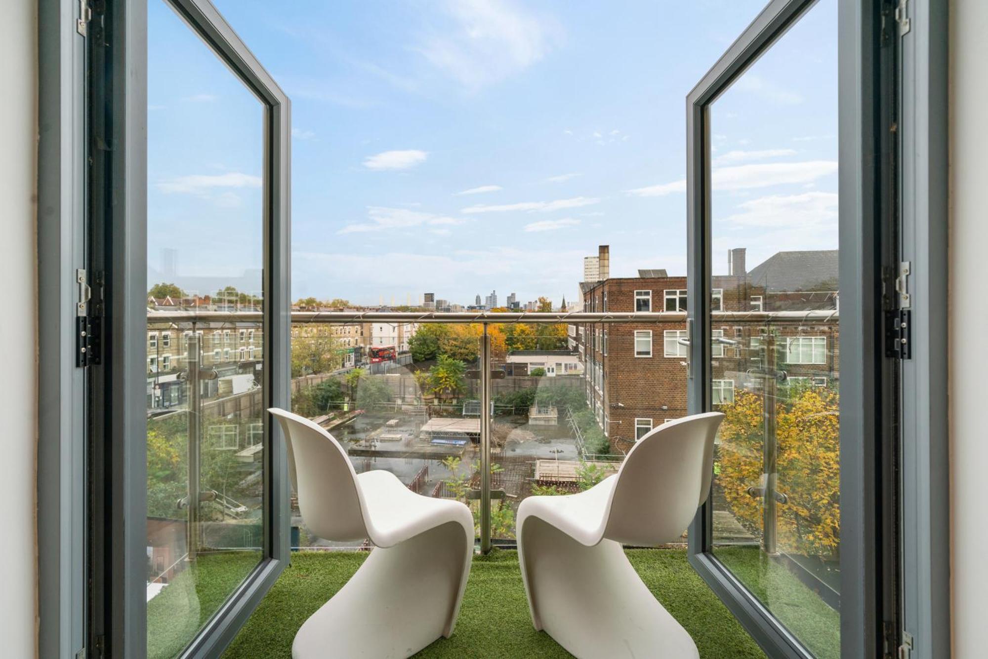 Charming Modern Flat In Battersea * Londres